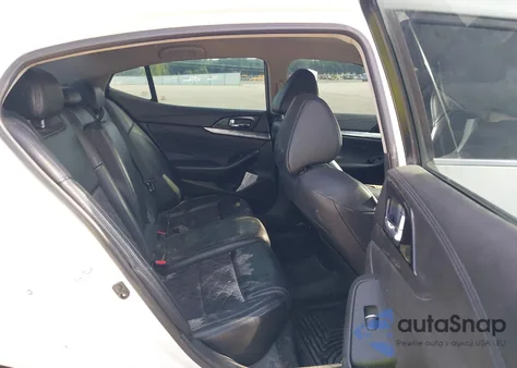 2017 Nissan Maxima 3.5 Sr from USA, damaged, VIN 1N4AA6AP1HC391448